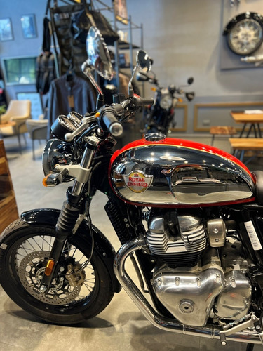 Imagen 4 de 15 de Royal Enfield Interceptor 650 Mark 2