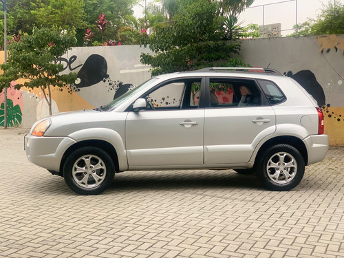 Hyundai Tucson 2.0 Gls 4x2 Flex Aut. 5p