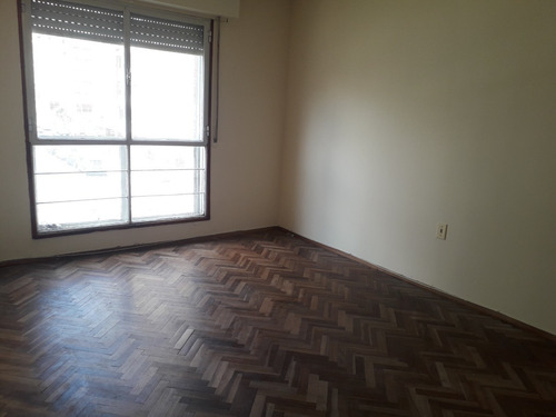 Imagen 12 de 24 de Apto Dos Dorm Todo Al Frente Paraguay Y Rambla