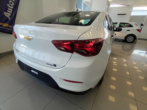 Imagen 21 de 23 de Chevrolet Onix Plus 1.2 Ls Mr