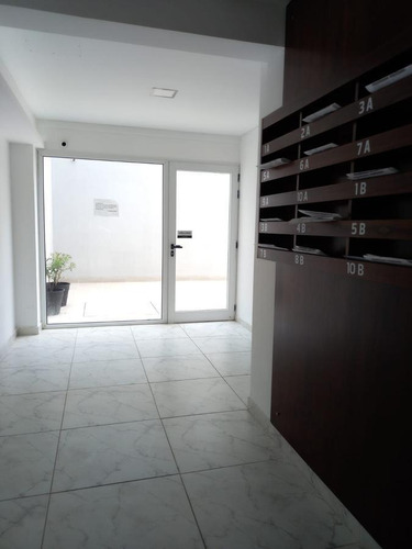 Imagen 3 de 18 de Venta Departamento 1 Dormitorio Con Balcón - San Juan 3200 - Echesortu