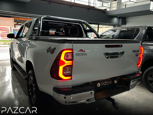 Toyota Hilux Pick-Up 2.8 Cd Srx 177cv 4x4 At