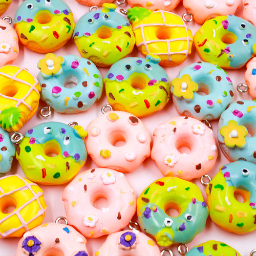 Pingente Rosquinha Infantil Em Resina Pacote Com 50 Peças Cor Colorido