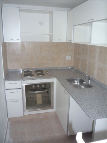 Imagen 6 de 11 de Retasado - Departamento 2 Ambientes En Venta En Pilar Centro