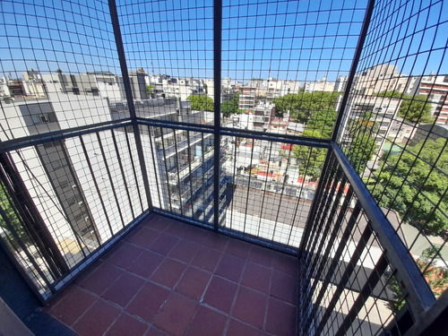 2 Ambientes Piso Alto Balcon Vista Abierta - Flores