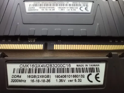 Kit Corsair Lpx 16gb (2 X 8gb) Ddr4 3200 / Villurka Comp (Usado)