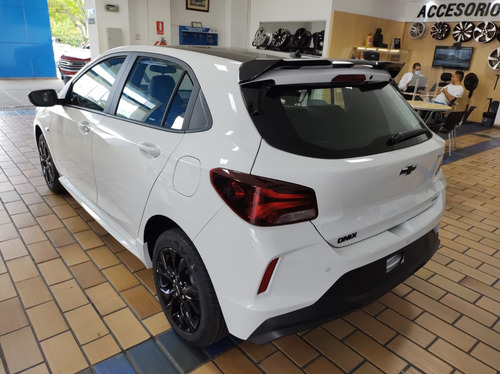 Imagen 6 de 11 de Chevrolet Onix Turbo Rs