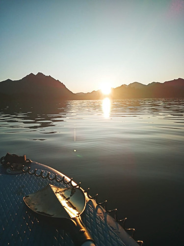 Imagen 22 de 26 de Tu Paraíso En Bariloche!! Cabaña Con Increíbles Vistas En La Costa De Lago Moreno!!! Veni!!disfruta!! Relaja!!excelente Promo En Junio!!! 50% Off!!! Reserva Ahora!!!
