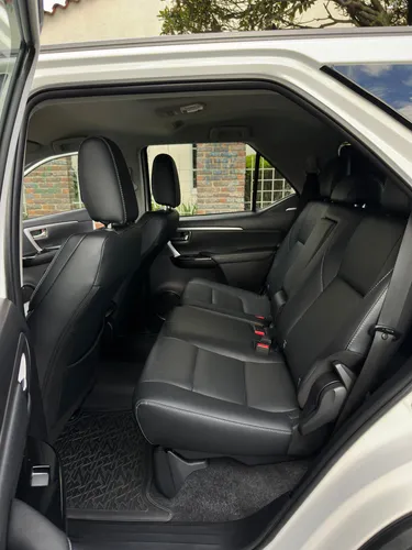 Toyota Fortuner 2.8l