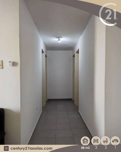 Imagen 2 de 10 de Resd Bosquemar Ii. Apartamento Amoblado Y Equipado. Barcelona
