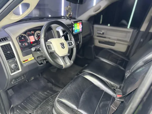 Dodge Ram 5.7 1500 Slt 4x4