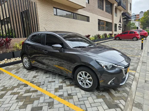 Mazda 2 Touring