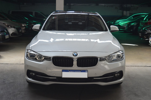 BMW Serie 3 3.0 330i Sedan Sport Line 252cv