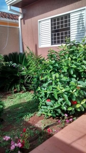 Imagem 2 de 5 de Venda De Casas / Padrão Na Cidade De Araraquara 7303