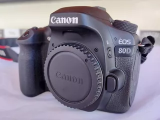 Dslr Canon Eos 80d (somente Corpo) Impecável