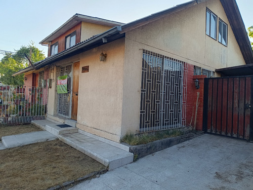 Se Vende Casa 150 M2 | 3d | Comuna El Bosque, En Condominio