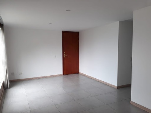 Imagen 4 de 28 de Apartamento En Arriendo Alto Del Perro 279-19454