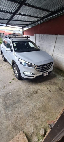 Imagen 10 de 14 de Hyundai Tucson Nacional