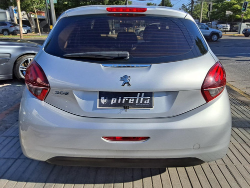 Peugeot 208 Active 1.2