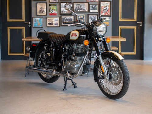 Imagen 2 de 15 de Royal Enfield Classic 500 Negra Usada