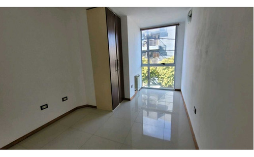 Vendo Departamento Centro 2 Dormitorios Pileta Y Cochera