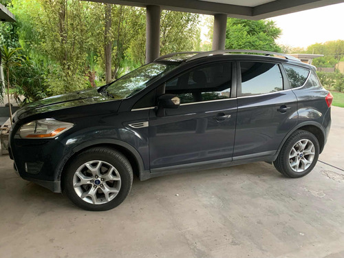 Ford Kuga 2.5 Titanium At 4x4 (ku03)