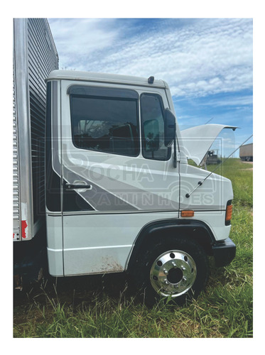 Mb Mercedes 709 4x2 Ano 1991 Com Baú De 4 Mt