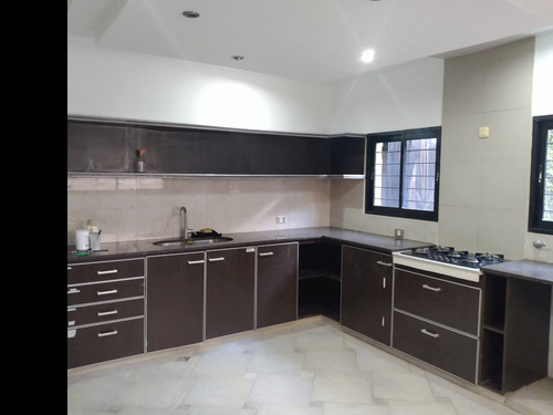Alquiler De Salas Espacios Oficinas Showroom Talleres Cursos