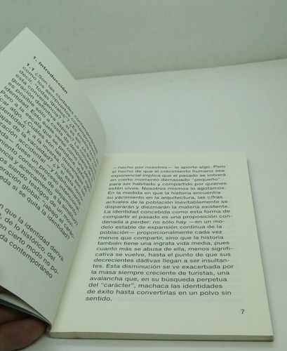 La Ciudad Genérica. Koolhaas, Rem. (Usado)