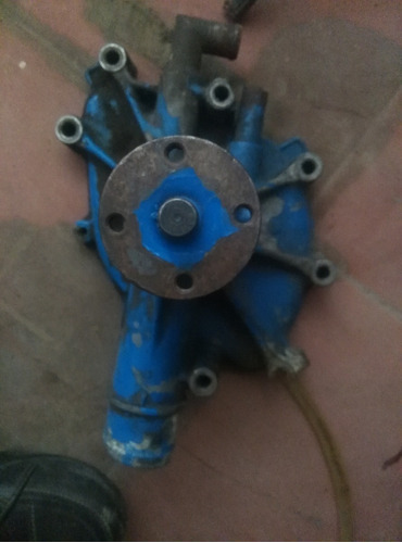 Bomba De Agua De Ford 302 Ho 