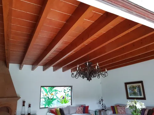 Excelente Casa En Zona Dorada De Cuernavaca, Espacios Amplios Y Acabados De Lujo.