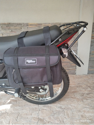 Imagen 4 de 21 de Zanella Rx 150 Z7 Pocos Kms Leer Con Porta Alforjas Y Alforj