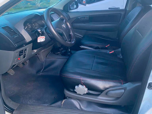 Toyota Hilux 2014