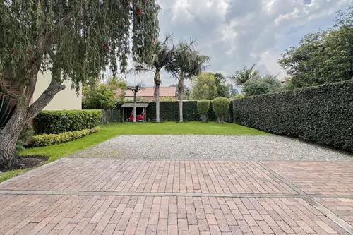 Casa En Arriendo/venta En Guaymaral. Cod V7309