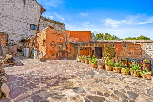 Casa Para Remodelar Y Terminar De Construir En San Miguel De Allende, Gto.
