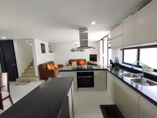 Casa En Venta En Marsella. Cod V14704