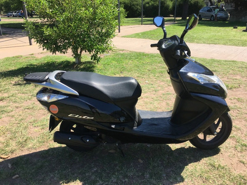 Honda Elite 125 - Modelo 2017 + Baul Shad Sh33