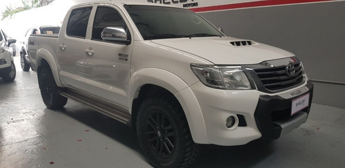 Toyota Hilux 3.0 Cd Srv Cuero 171cv 4x4 2014