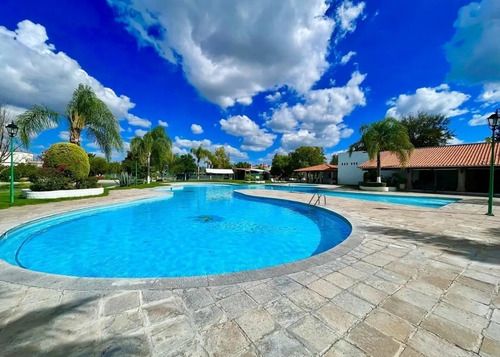 Jardines Del Lago, Aguascalientes, 470 M2 Const., 1030 M2 Terreno,vigilancia, Casa Club