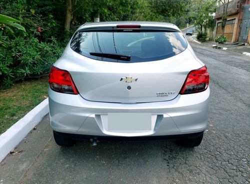Imagem 3 de 14 de Chevrolet Onix 2015 1.4 Ltz Aut. 5p