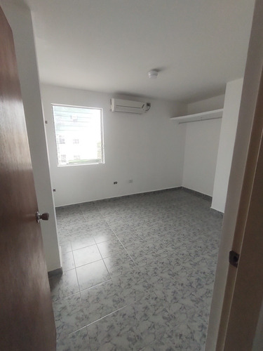 Imagen 15 de 17 de Apartamento A Estrenar 3hab