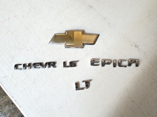 Emblemas De Cajuela Chevrolet Epica Detalle