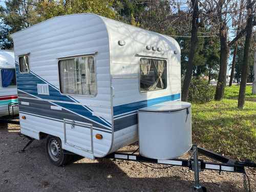 Casa Rodante Sofia 250 Usada Para 2 Personas Con Calefactor