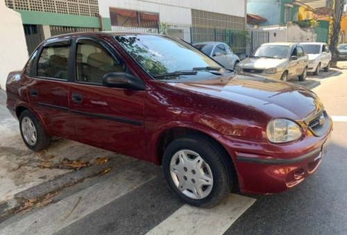 Imagem 3 de 11 de Chevrolet Classic 1.0 Mpfi Vhce 8v Flex 4p Manual