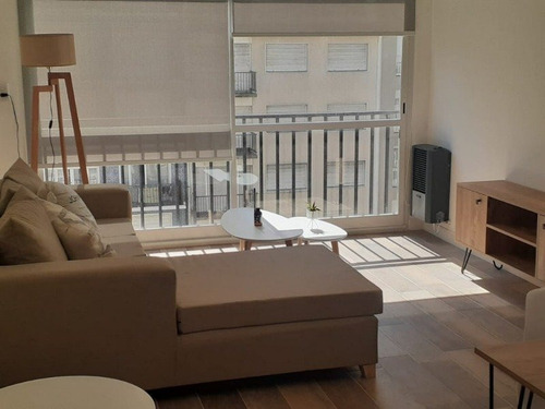 Imagen 3 de 17 de Departamento 3 Ambientes A La Calle Con Balcon En Venta En Mar Del Plata