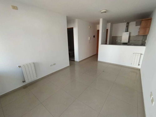 Imagen 3 de 12 de Bº Cofico . Departamento 1 D . Pileta / Asador . Balcon Amplio . Moderno Y Luminoso