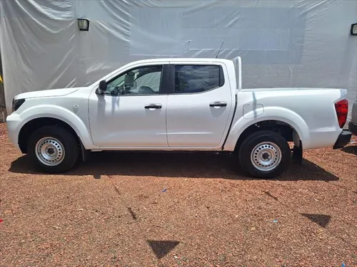 Nissan Frontier 2.5 Le Mt