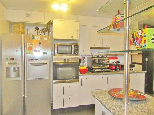 Departamento En Venta De 3 Dorm. En Las Condes