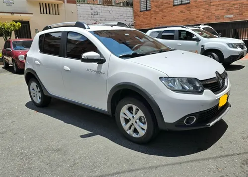 Renault Stepway 1.6 Expression / Zen