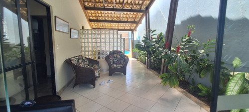 Casa 3/4 Sendo 1 Suite Na Praia Do Flamengo
